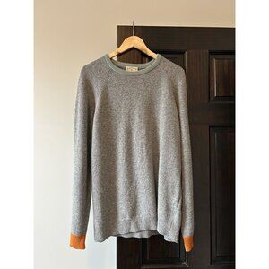 Compania Polar Sweater Size XL